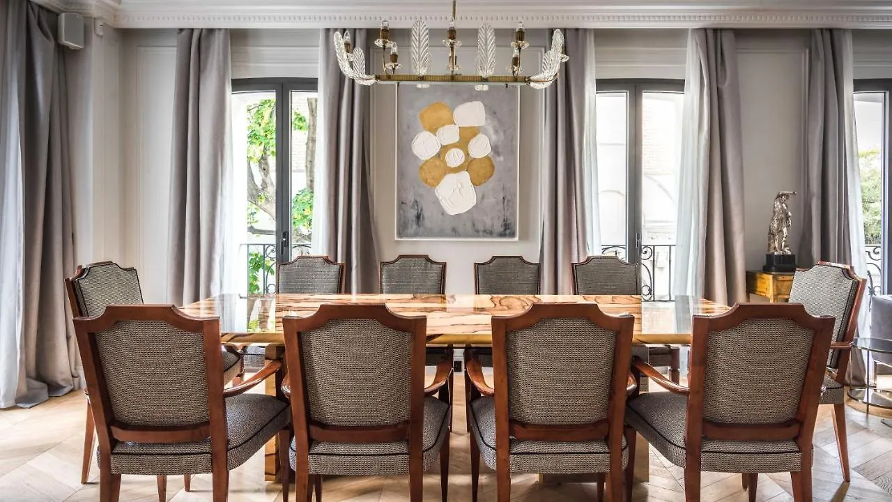 Maison Montespan Hotel *
